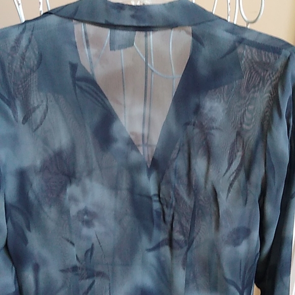 Catalyst Top - Picture 6 of 13